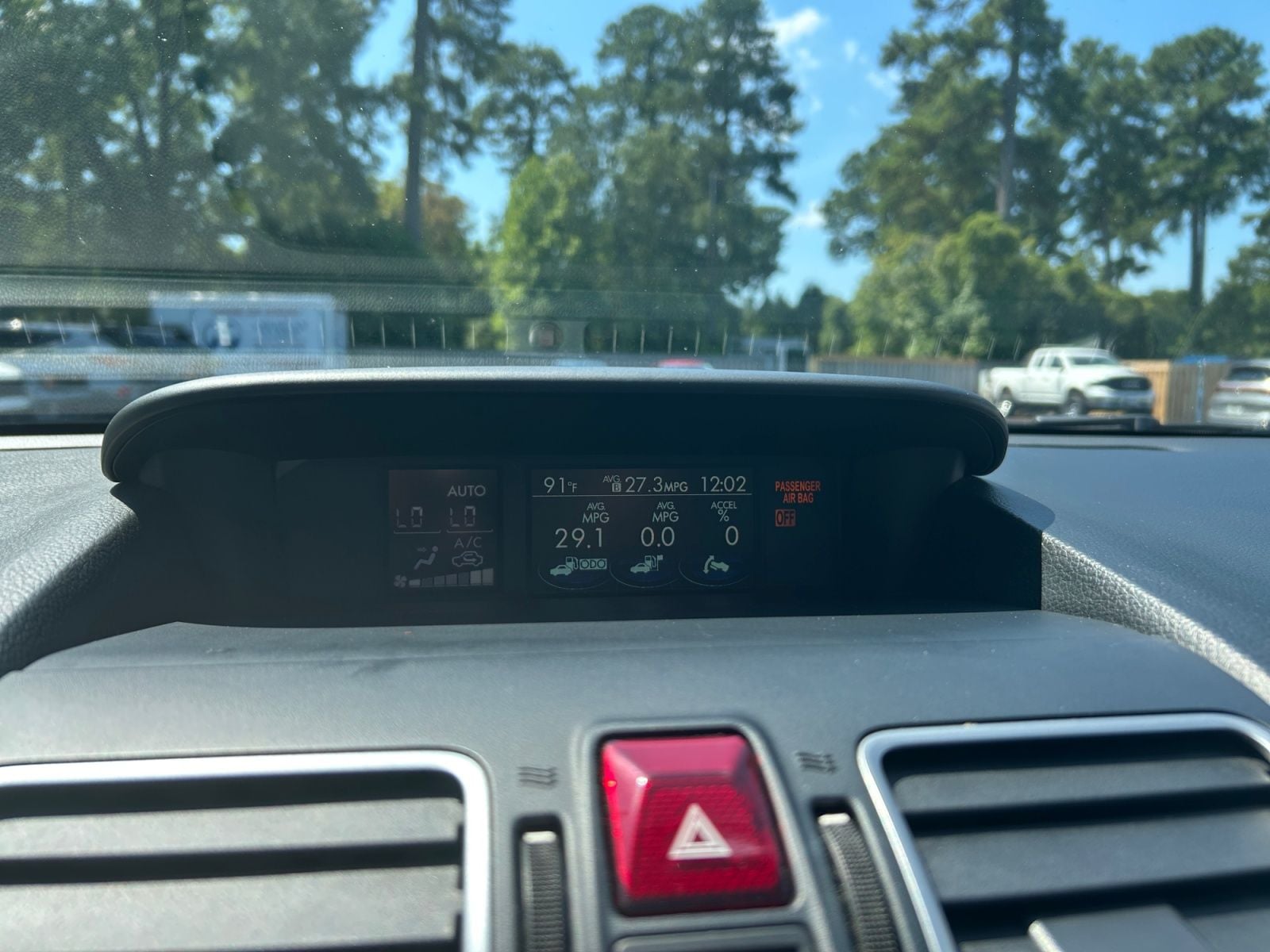 Pre-Owned 2017 Subaru Forester 2.5i Touring - photo - 18