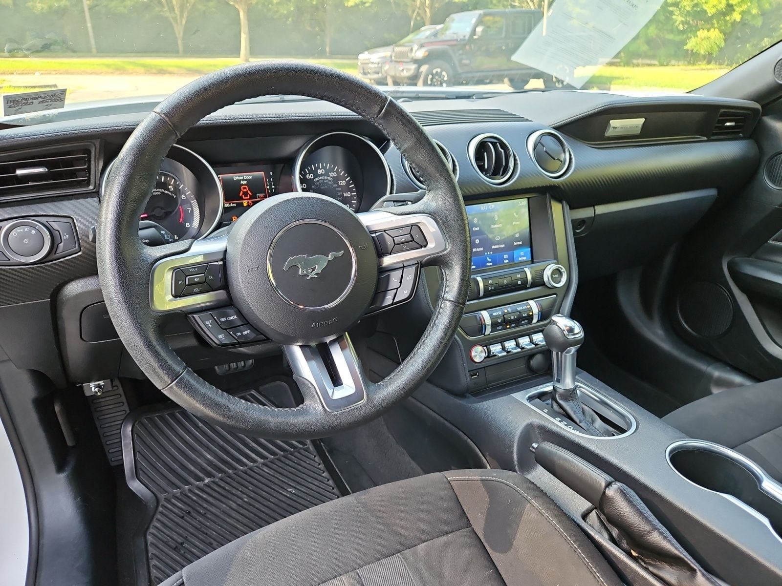 Pre-Owned 2023 Ford Mustang EcoBoost - photo - 29
