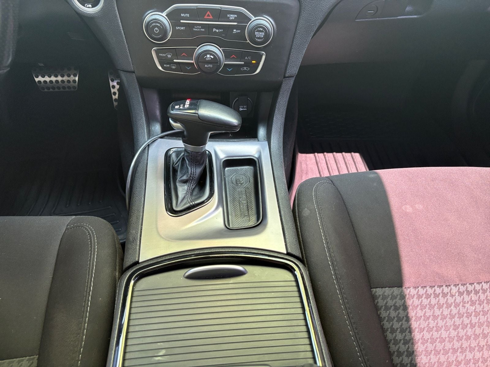 Pre-Owned 2021 Dodge Charger R/T - photo - 25