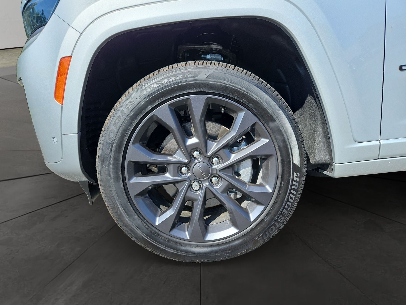 New 2026 Jeep Grand Cherokee L Limited Reserve - photo - 13