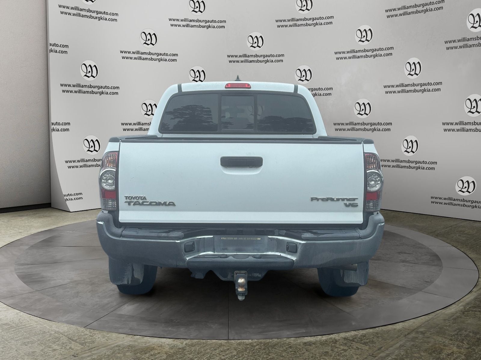 Pre-Owned 2014 Toyota Tacoma PreRunner - photo - 3