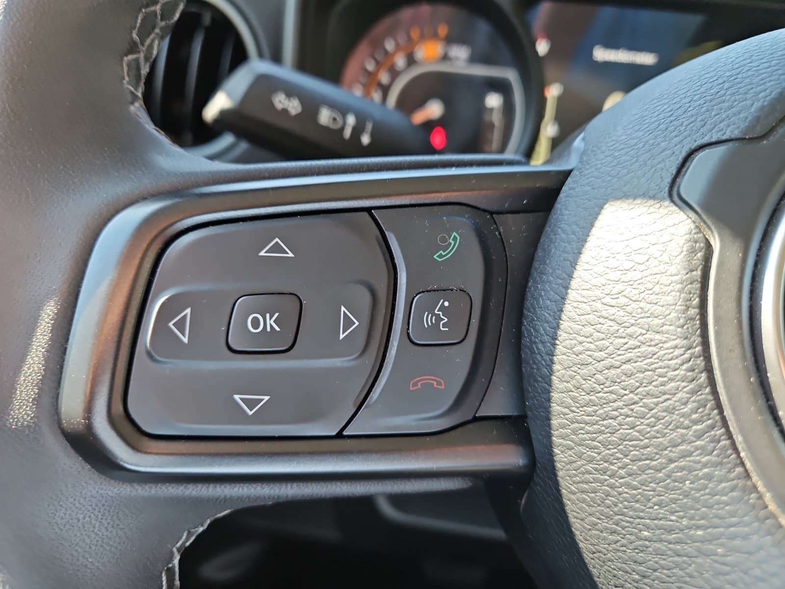 Pre-Owned 2026 Jeep Wrangler Rubicon - photo - 24