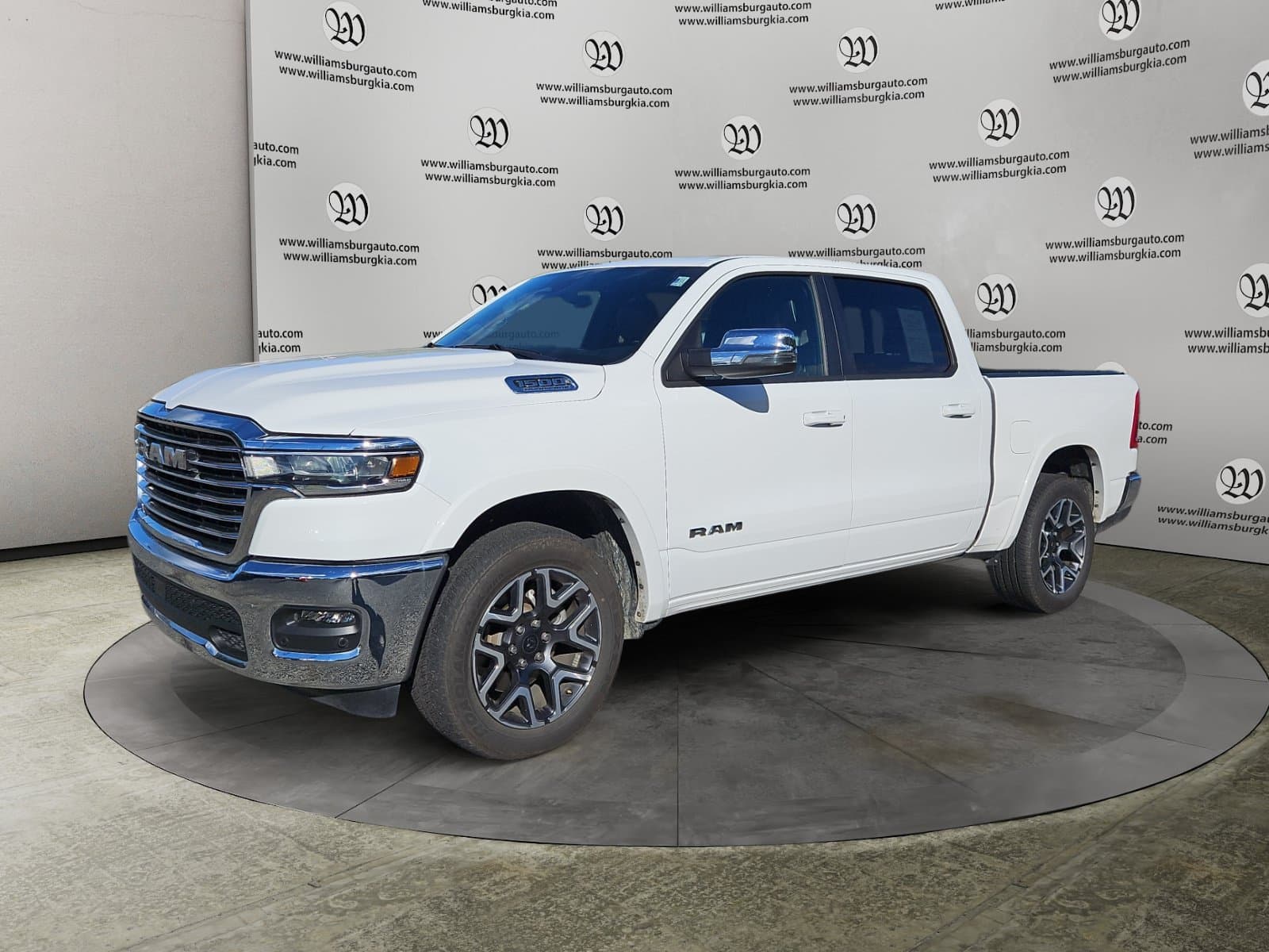 Pre-Owned 2026 Ram 1500 Laramie - photo - 0