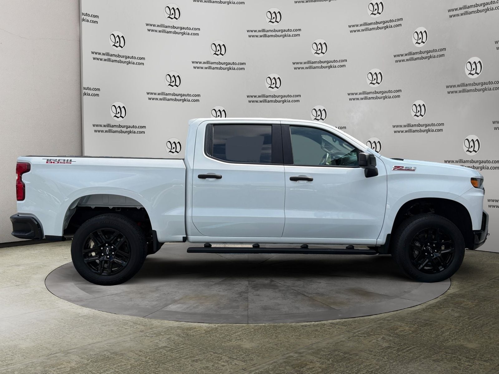 Pre-Owned 2021 Chevrolet Silverado 1500 Custom Trail Boss - photo - 5