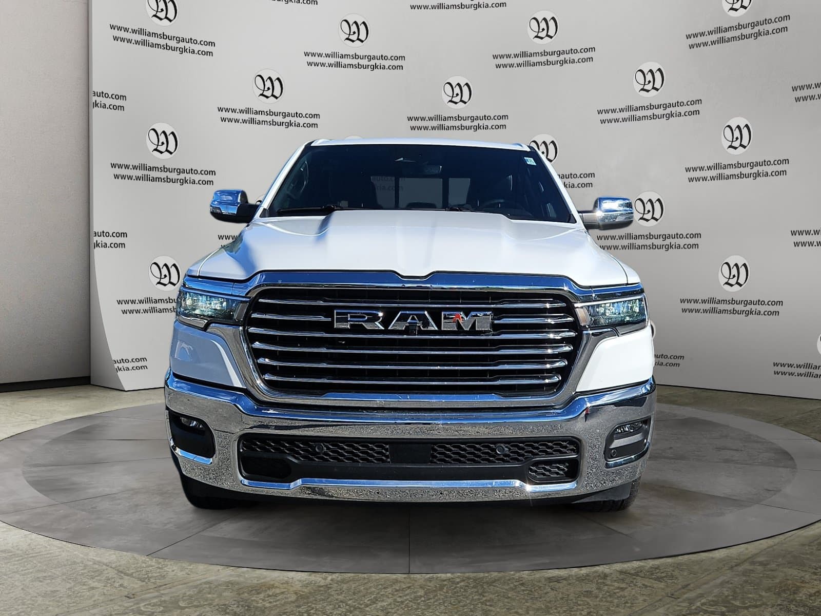 Pre-Owned 2026 Ram 1500 Laramie - photo - 7