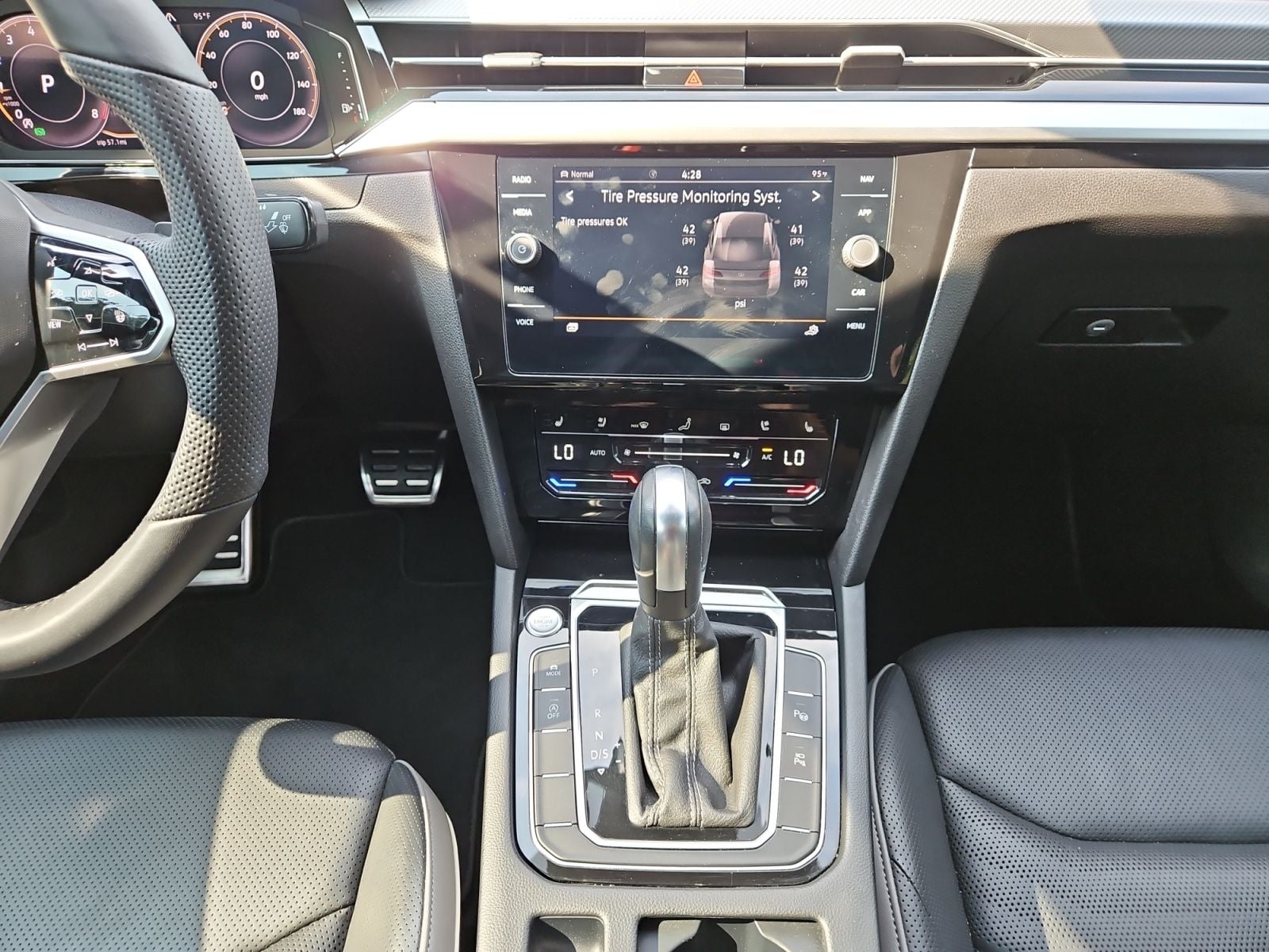 Pre-Owned 2021 Volkswagen Arteon 2.0T SEL Premium R-Line - photo - 10