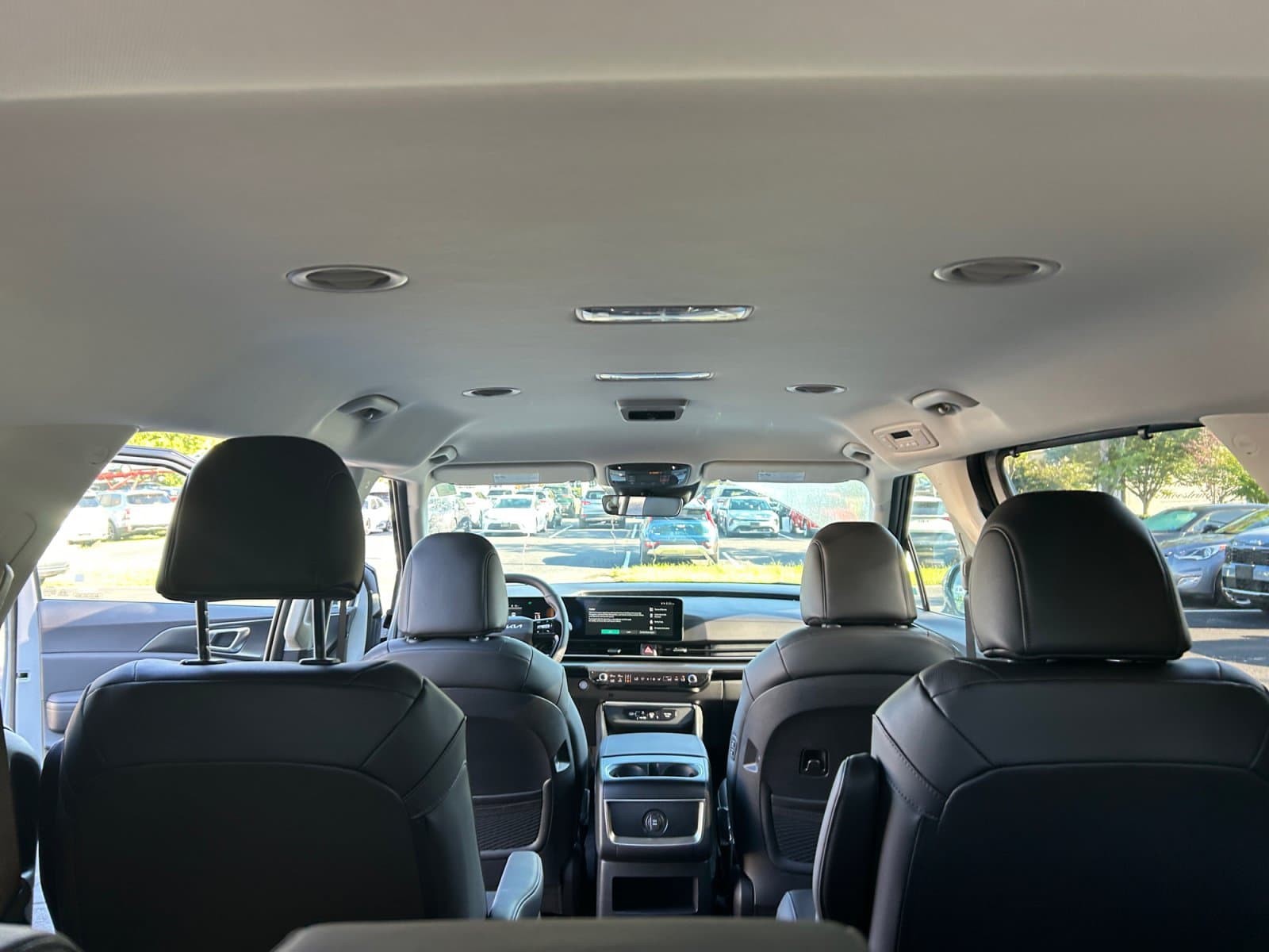New 2027 Kia Carnival Hybrid EX - photo - 16