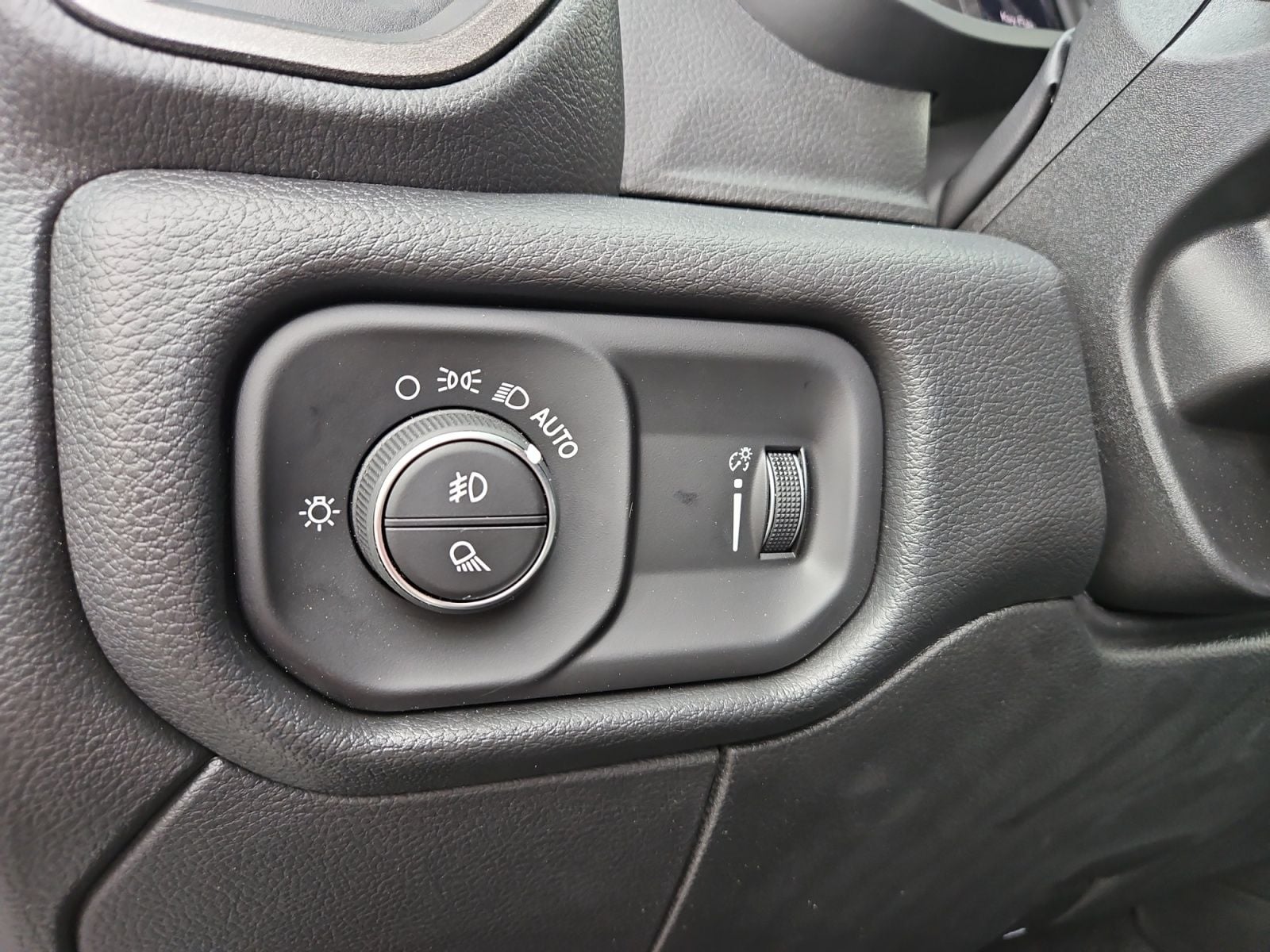 New 2026 Ram 2500 Tradesman - photo - 22