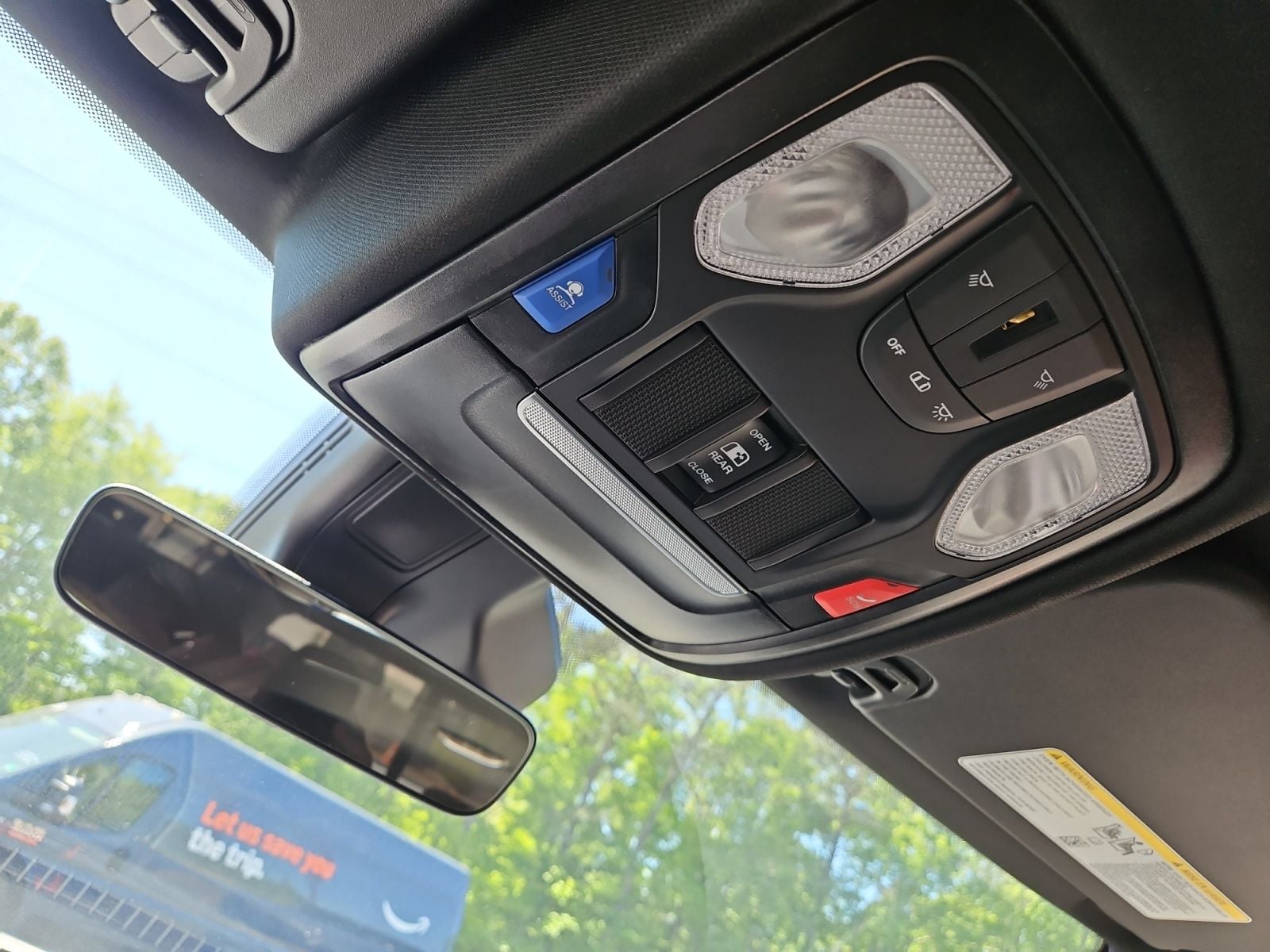 New 2026 Ram 1500 Tradesman - photo - 29