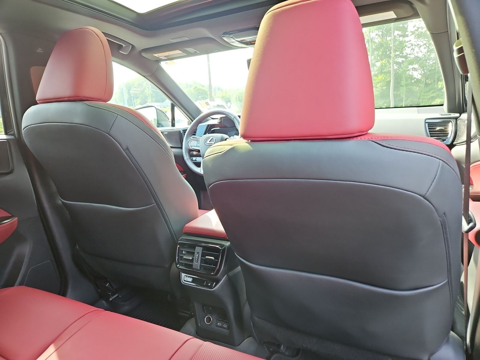 Pre-Owned 2025 Lexus NX 350 Luxury - photo - 17