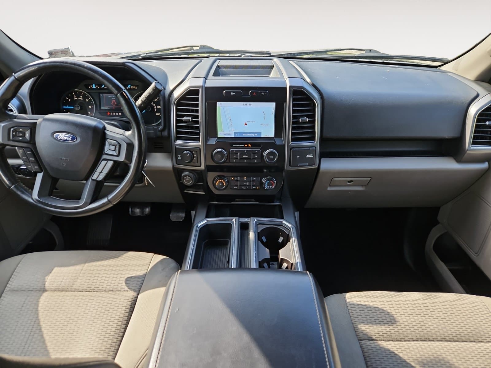 Pre-Owned 2019 Ford F-150 XLT - photo - 9