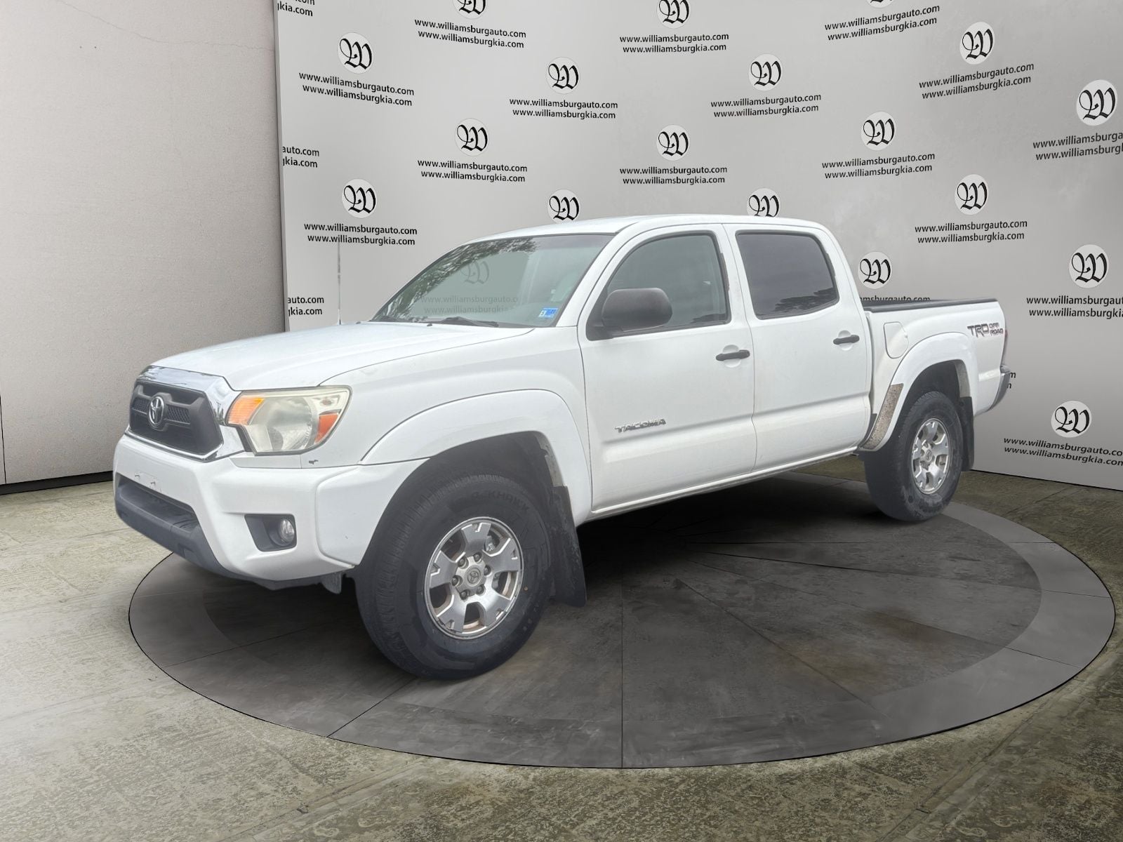 Pre-Owned 2014 Toyota Tacoma PreRunner - photo - 0