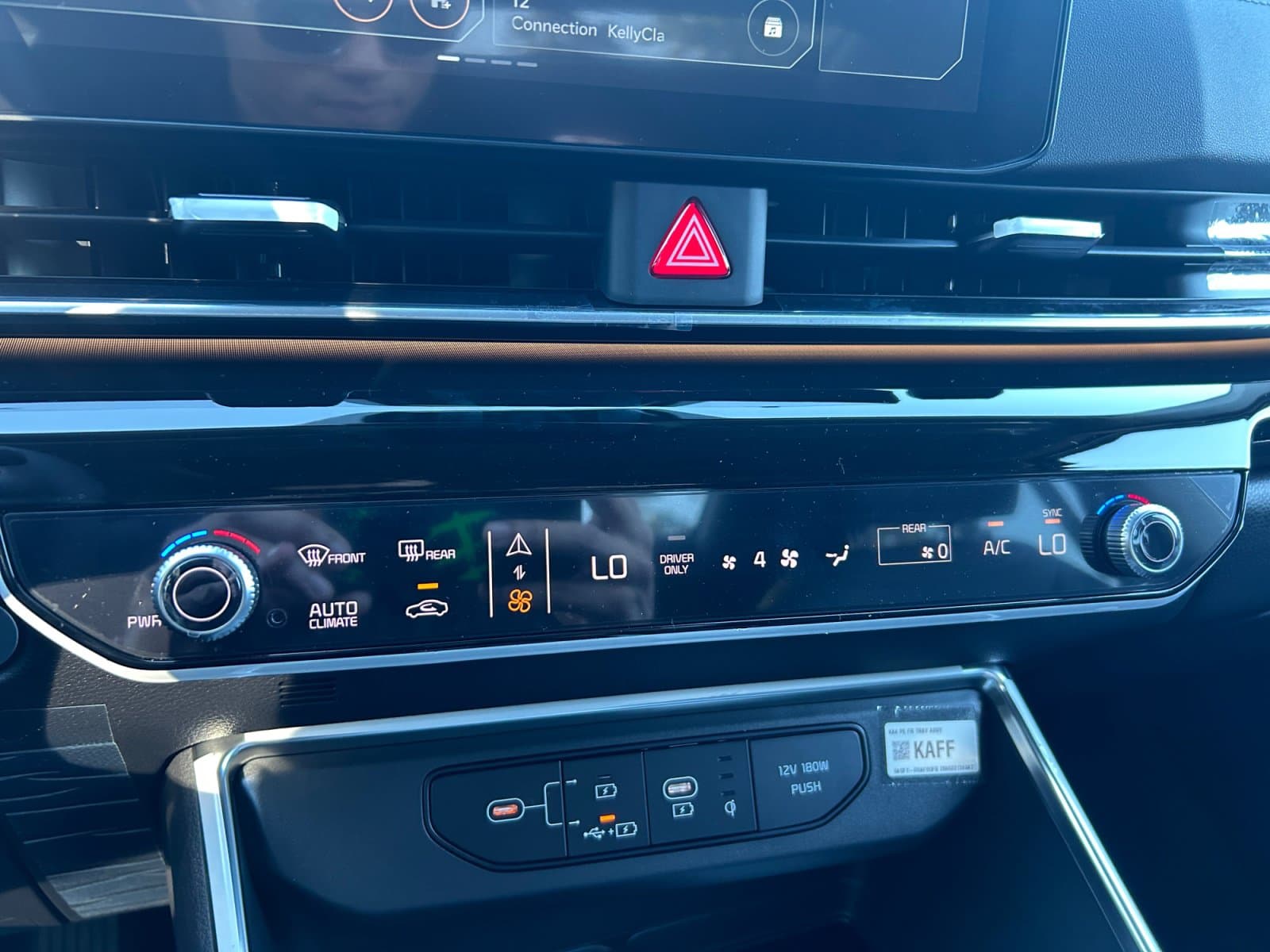 New 2027 Kia Carnival Hybrid SX Prestige - photo - 27