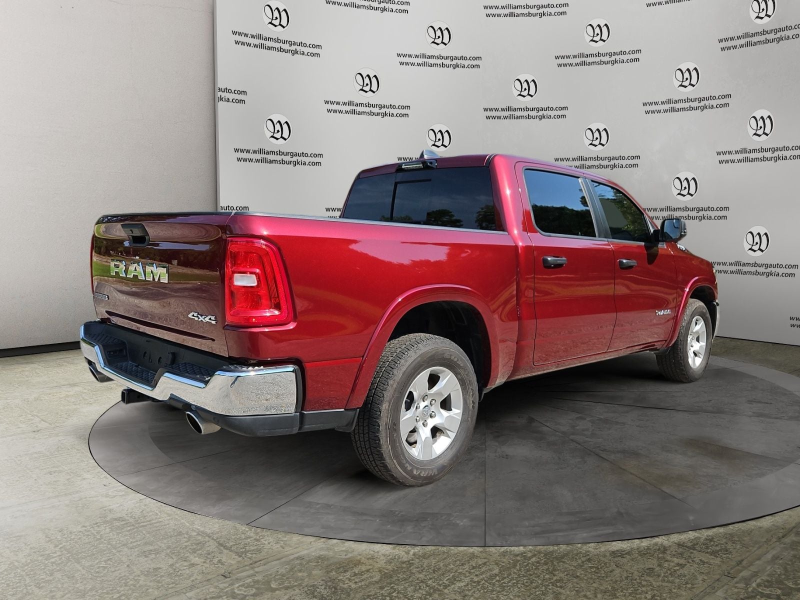 Pre-Owned 2025 Ram 1500 Big Horn/Lone Star - photo - 4