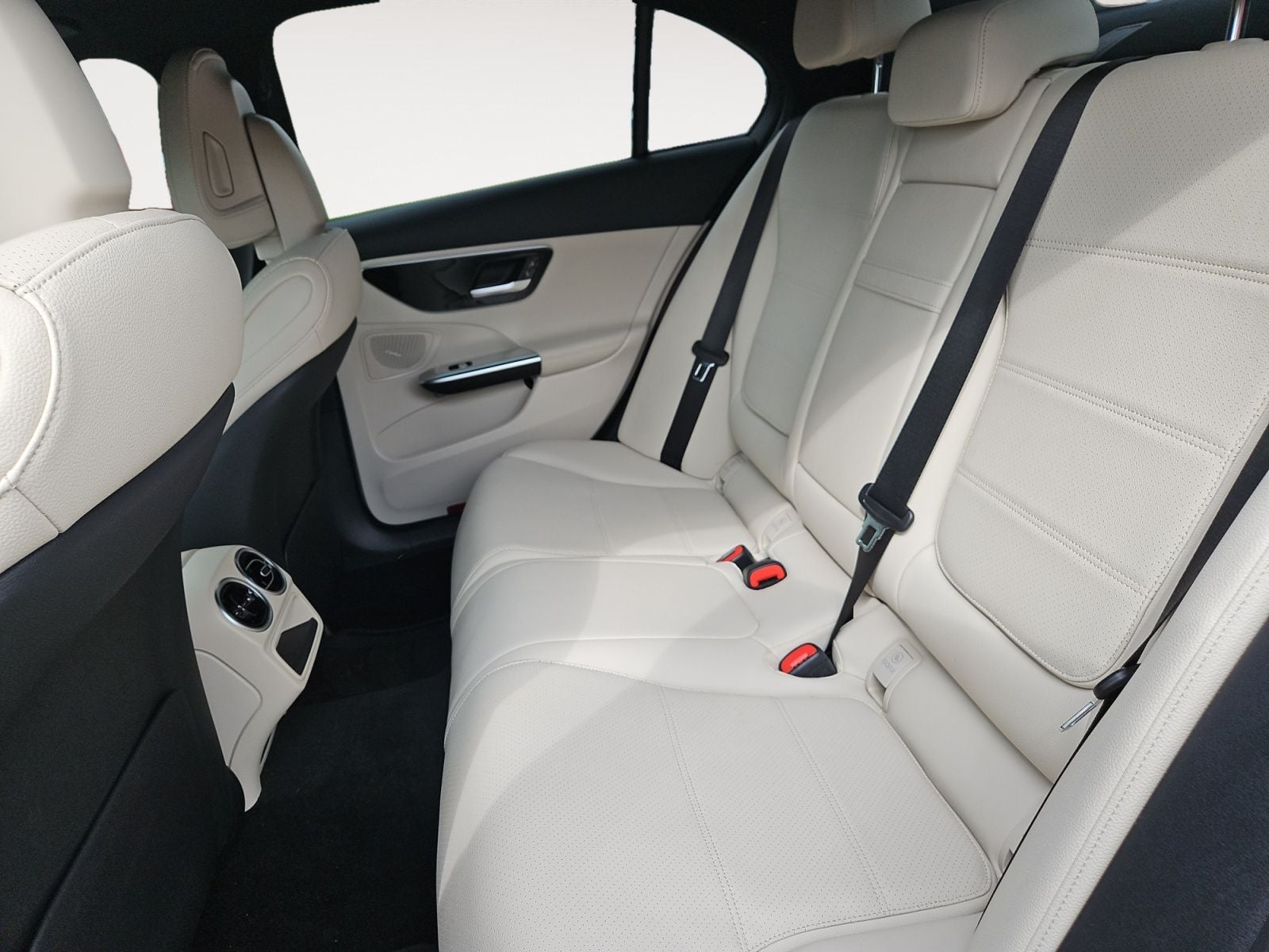 Pre-Owned 2024 Mercedes-Benz C-Class C 300 - photo - 12