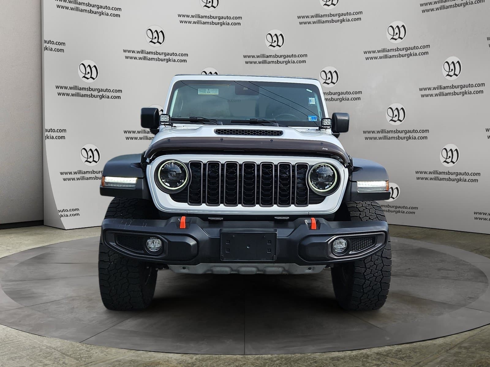 Pre-Owned 2024 Jeep Gladiator Mojave - photo - 7