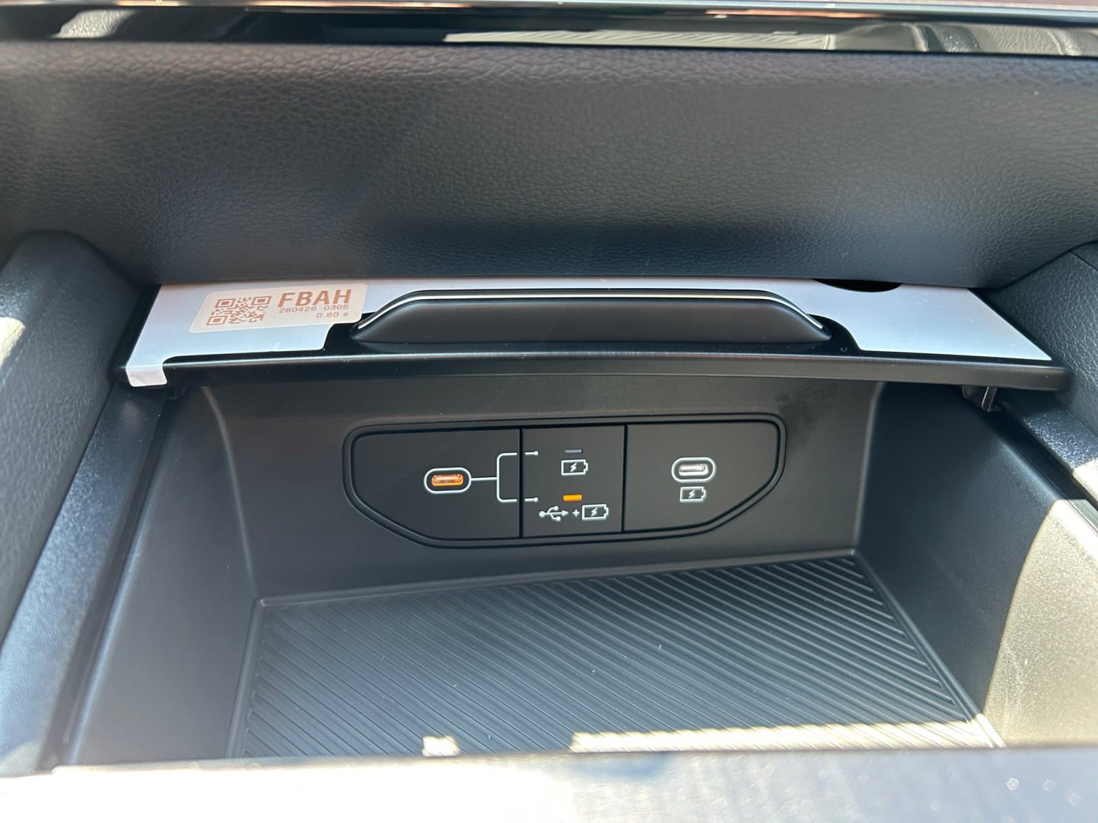 New 2027 Kia Sportage Hybrid S - photo - 18