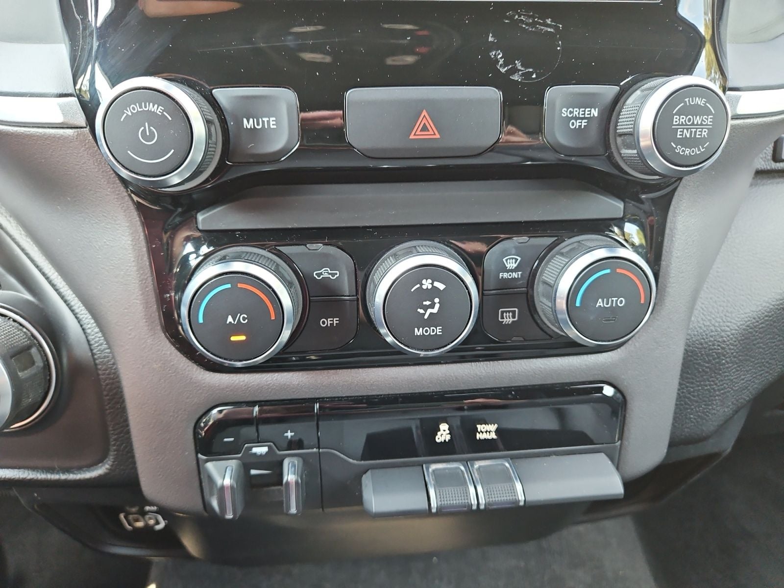 Pre-Owned 2022 Ram 1500 Big Horn/Lone Star - photo - 26