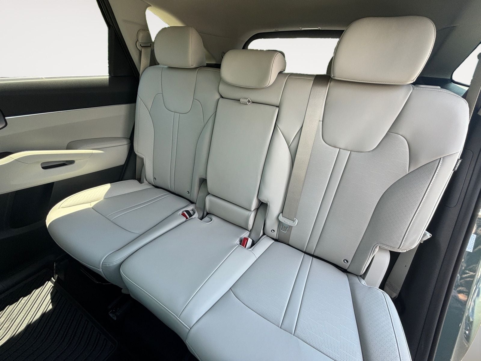 New 2026 Kia Sorento Hybrid EX - photo - 12