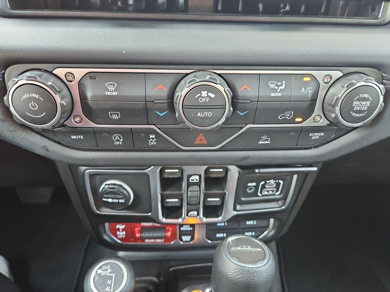 Pre-Owned 2026 Jeep Gladiator Rubicon - photo - 27