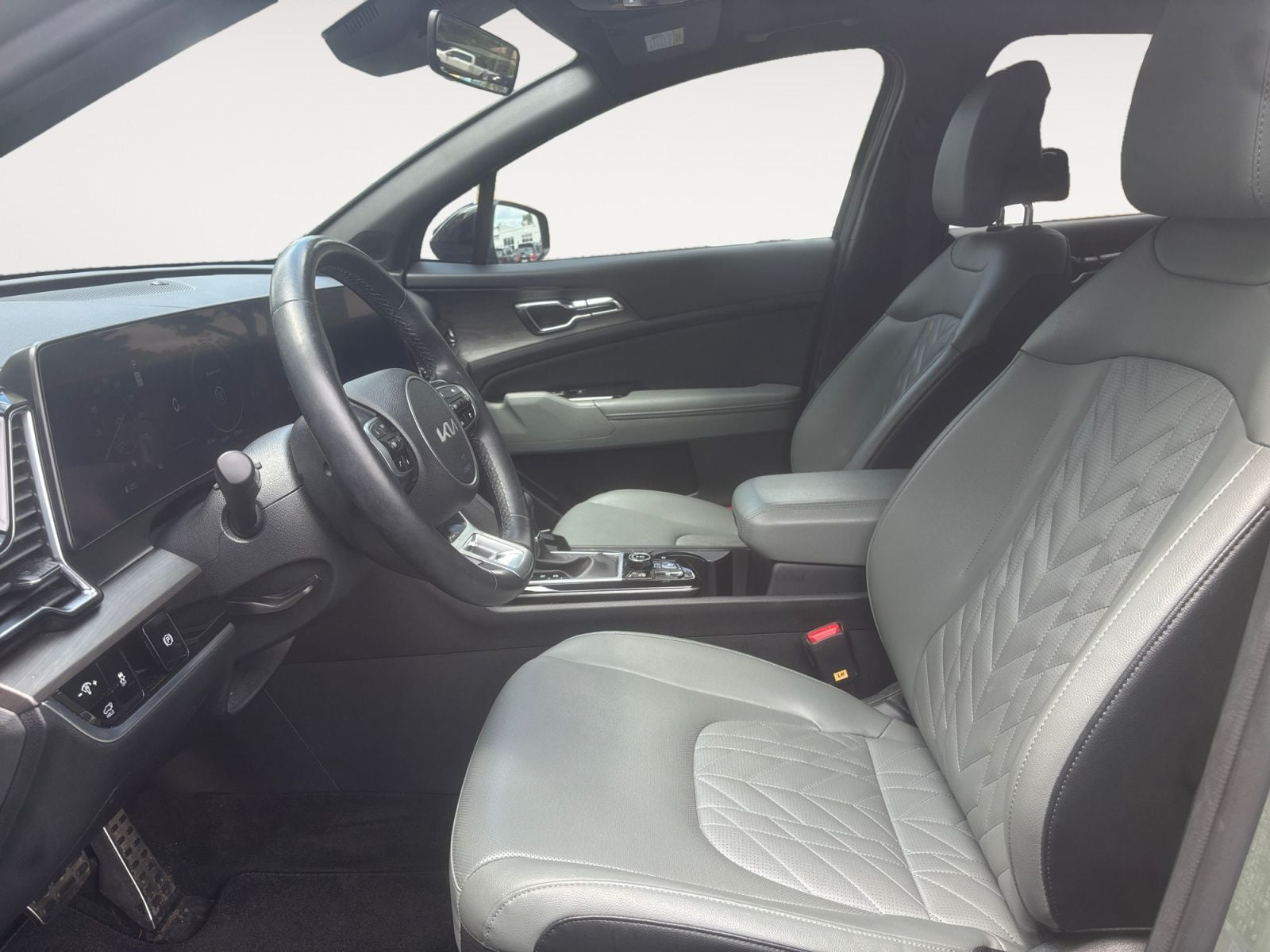 Pre-Owned 2023 Kia Sportage X-Pro - photo - 8