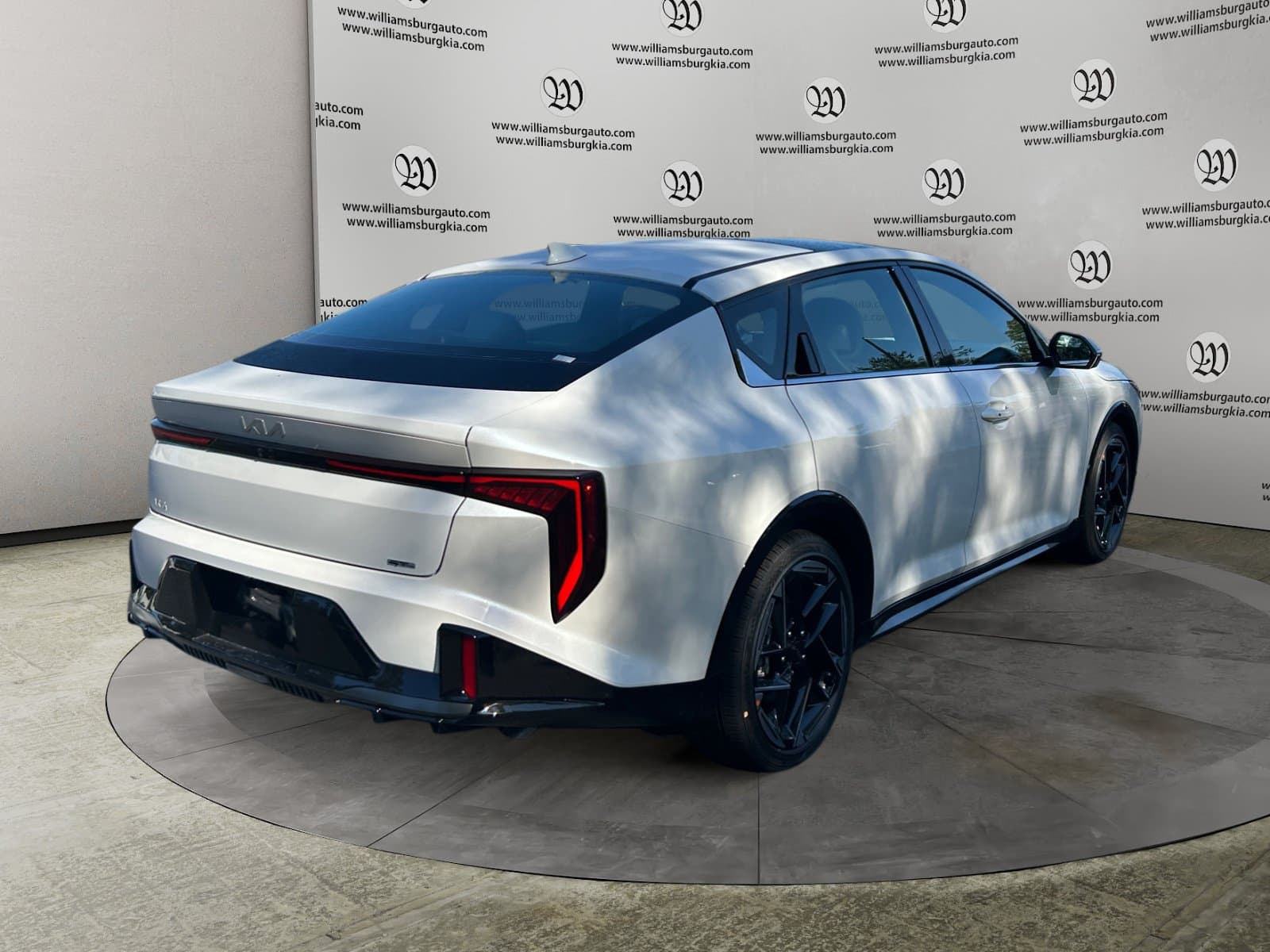 New 2026 Kia K4 GT-Line - photo - 4
