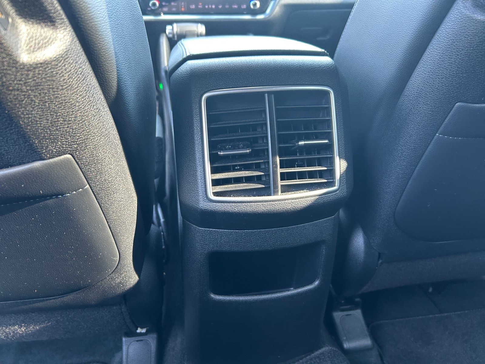 Pre-Owned 2023 Kia Sportage X-Pro - photo - 18