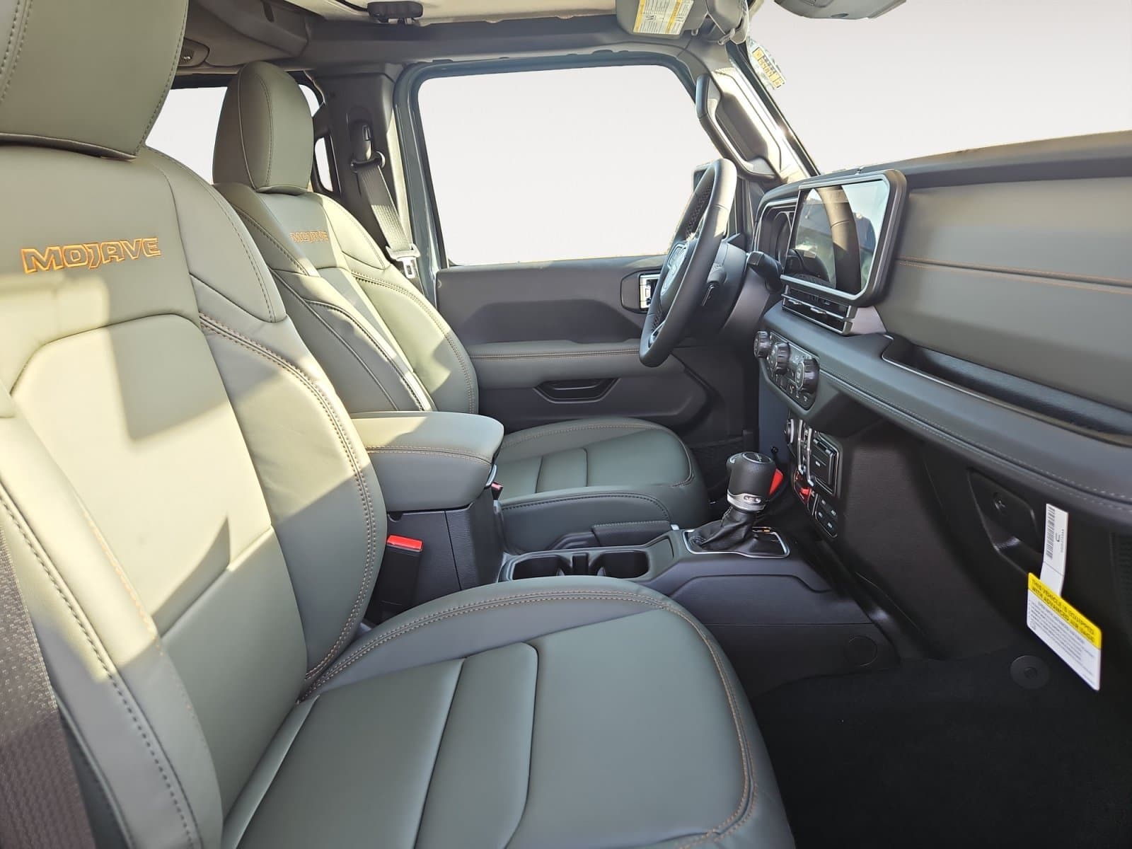 New 2026 Jeep Gladiator Mojave - photo - 14