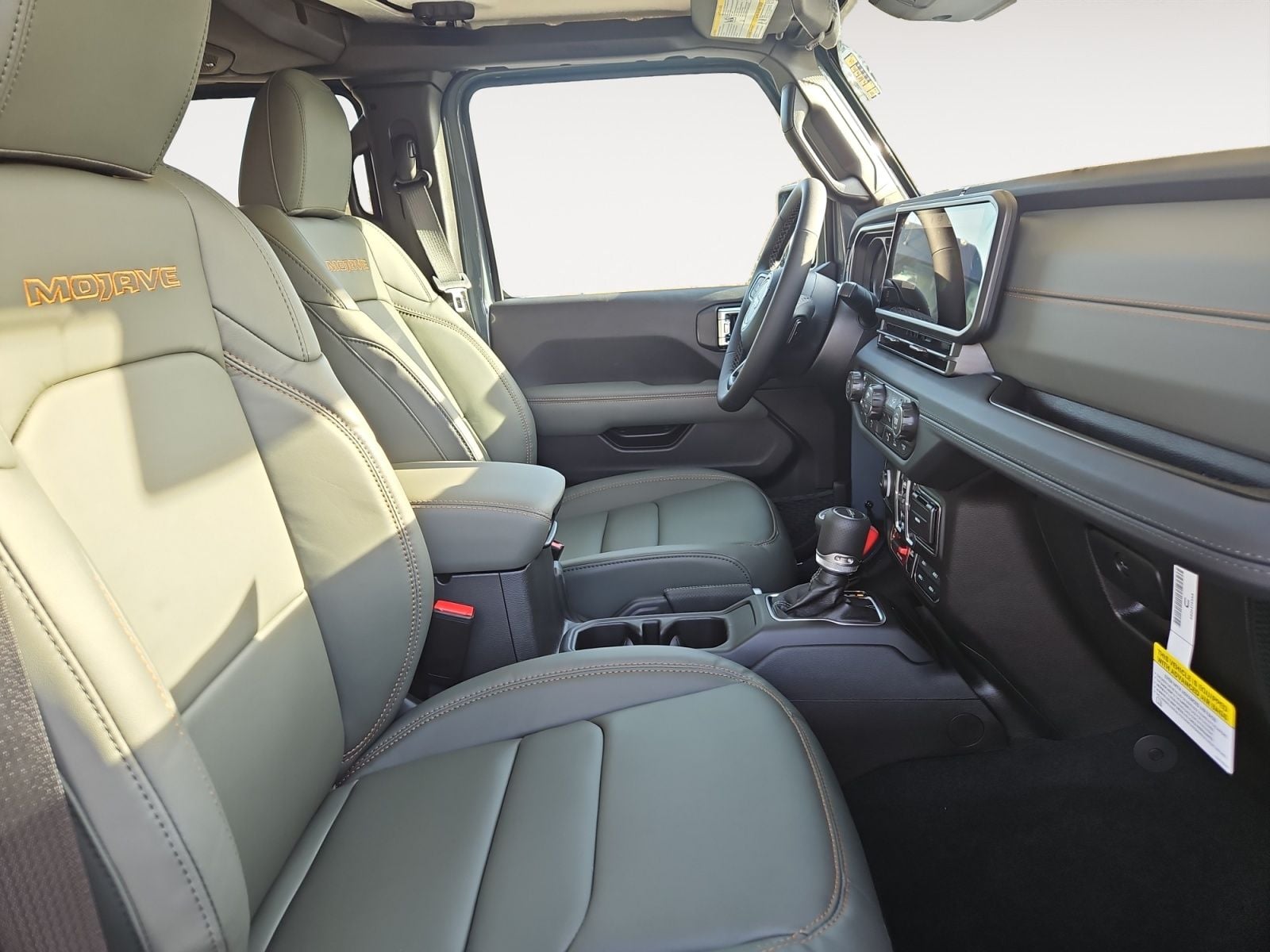 New 2026 Jeep Gladiator Mojave - photo - 14