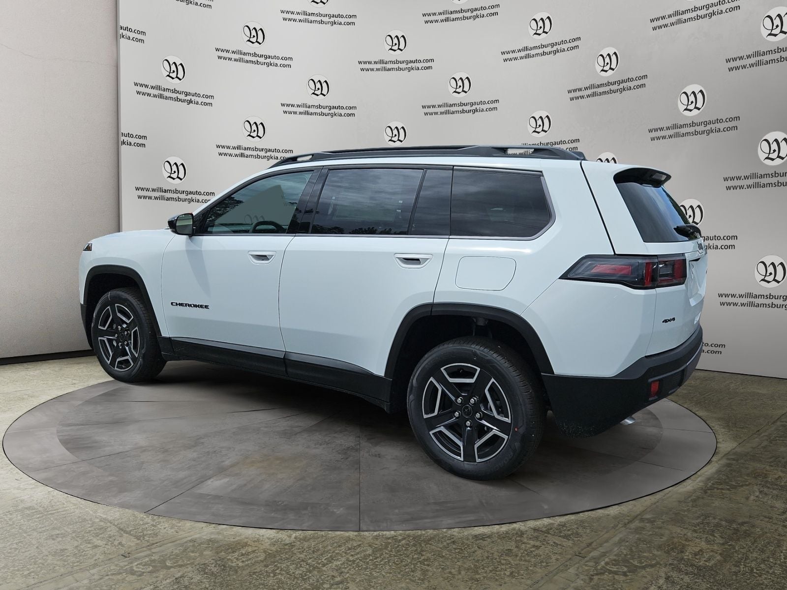 New 2026 Jeep Cherokee Limited - photo - 2