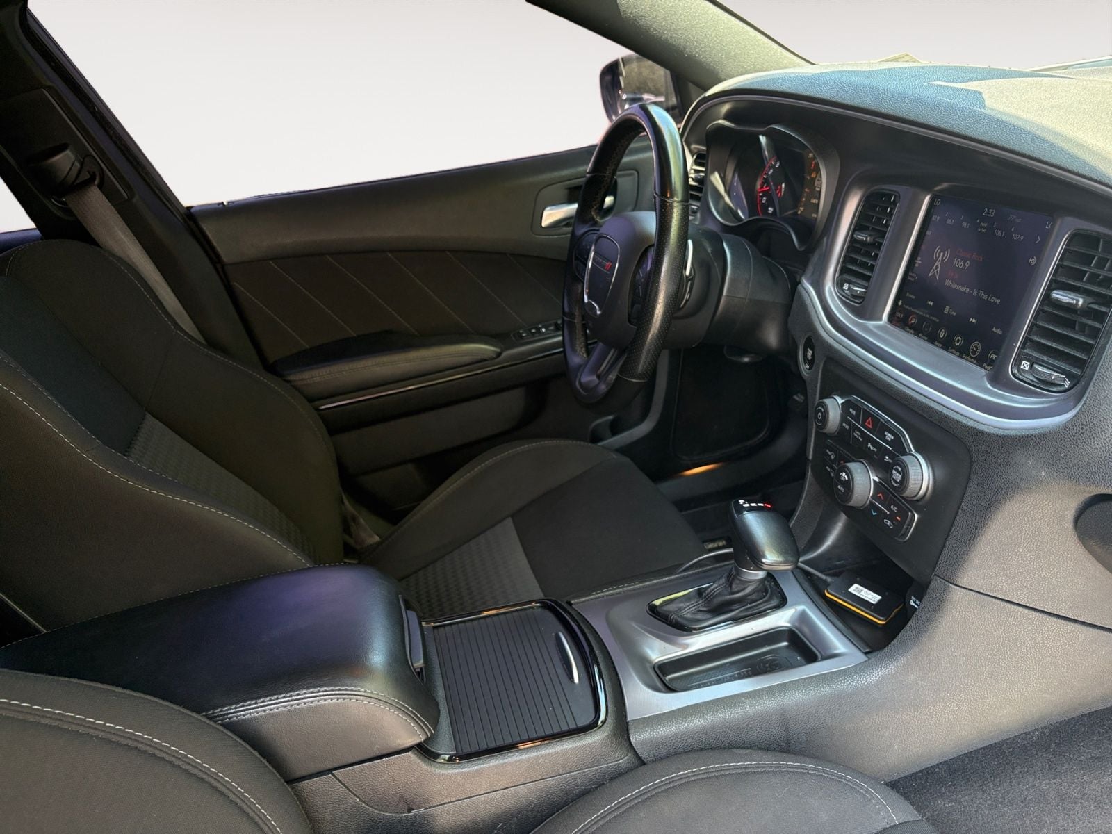 Pre-Owned 2021 Dodge Charger R/T - photo - 14