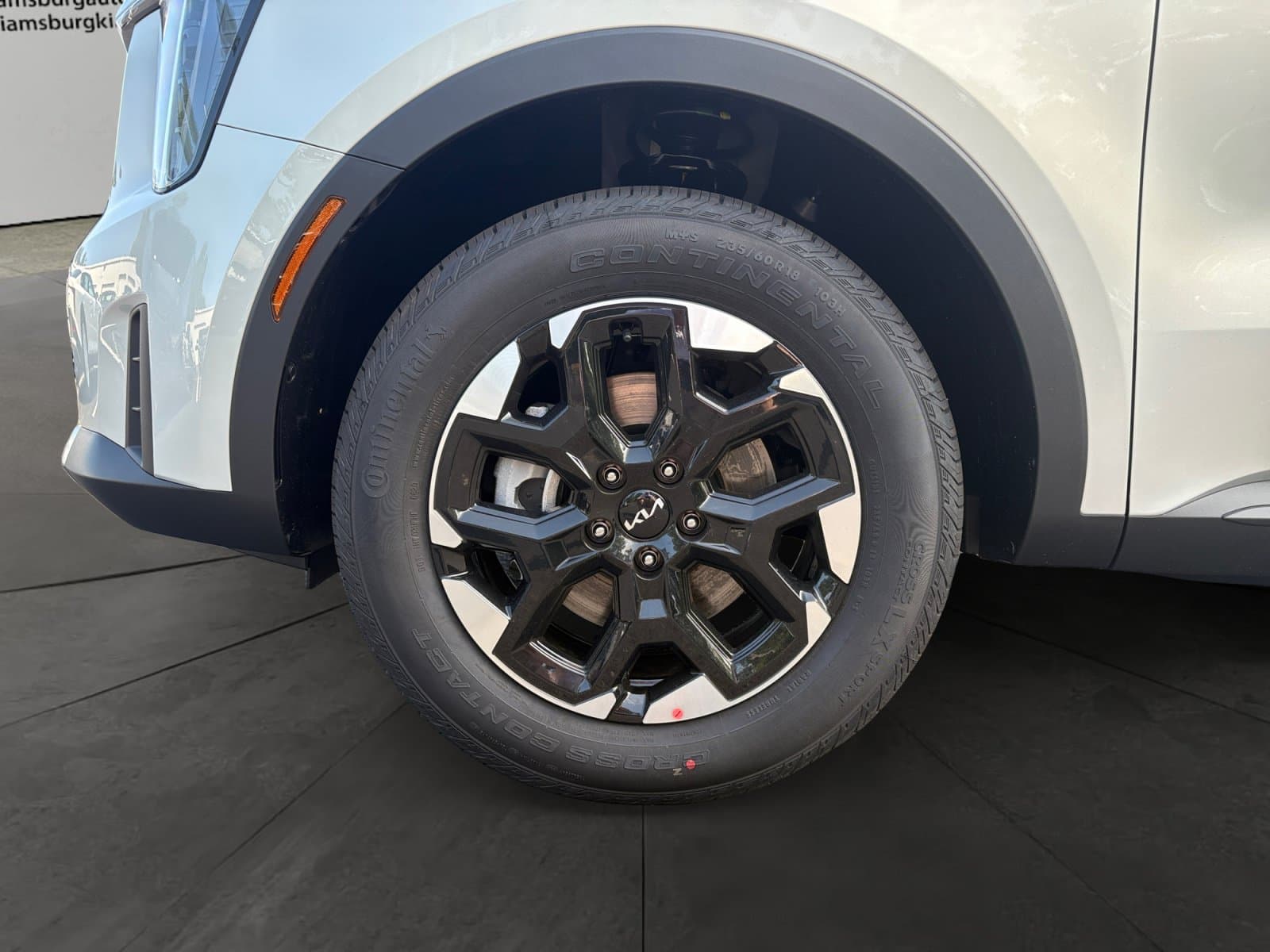 New 2026 Kia Sorento S - photo - 13