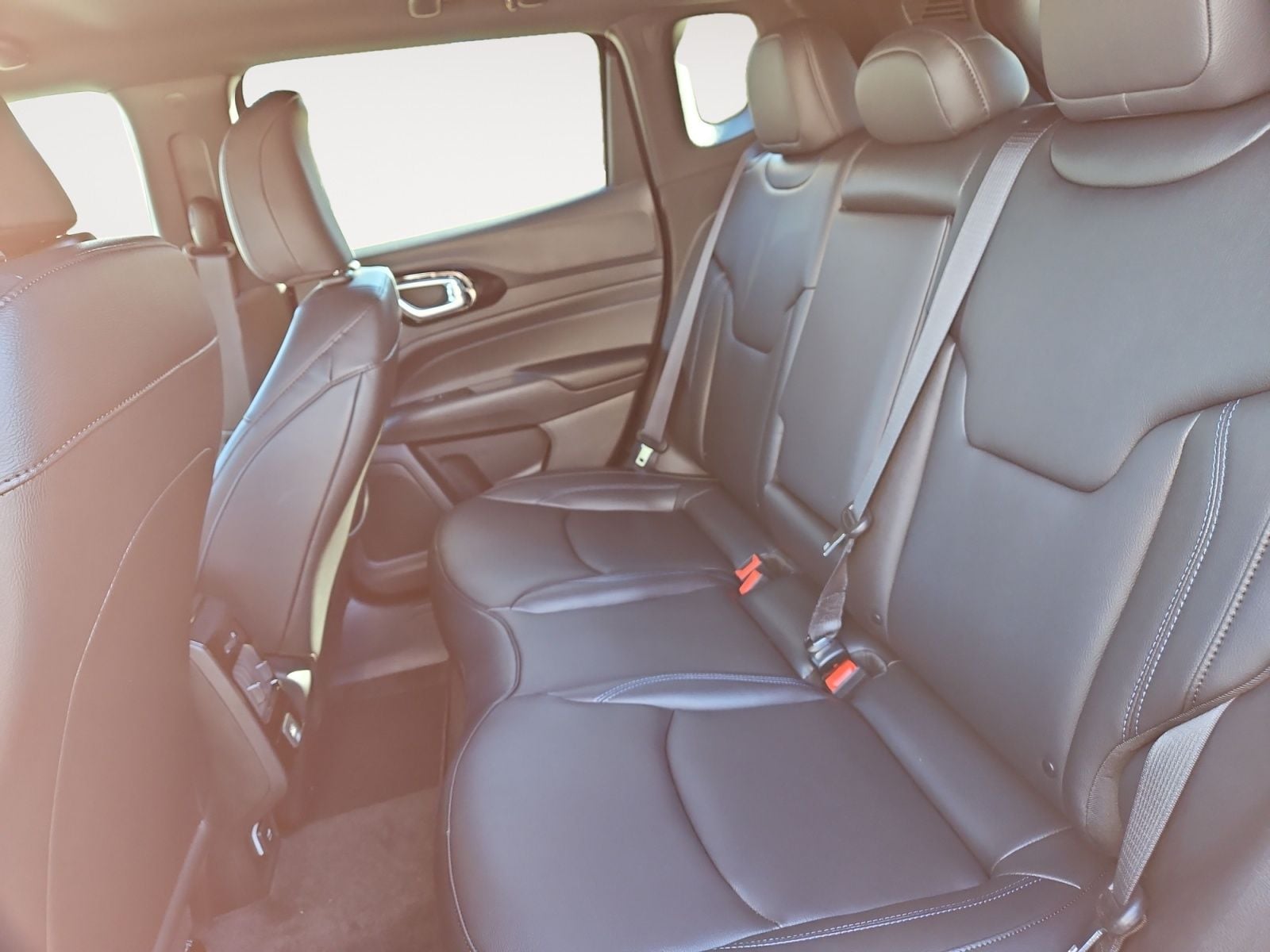 New 2026 Jeep Compass Limited - photo - 12