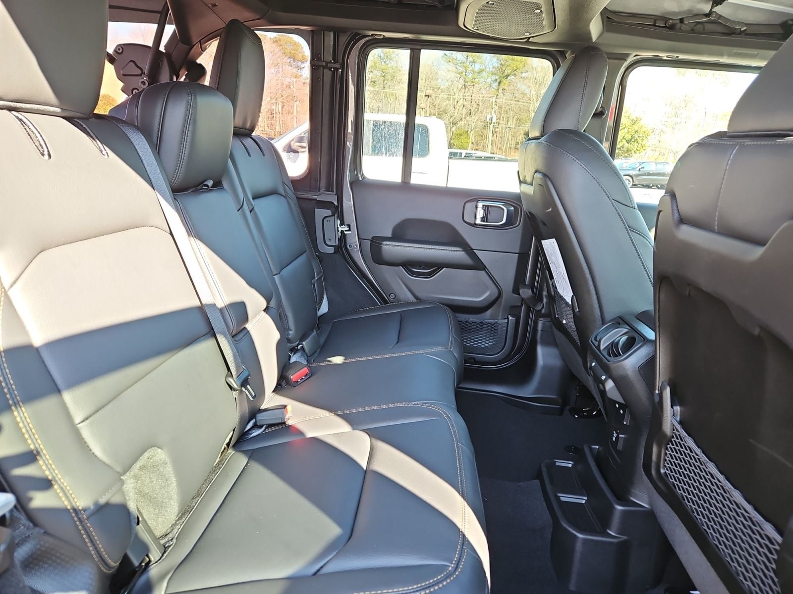New 2026 Jeep Wrangler Sahara - photo - 16