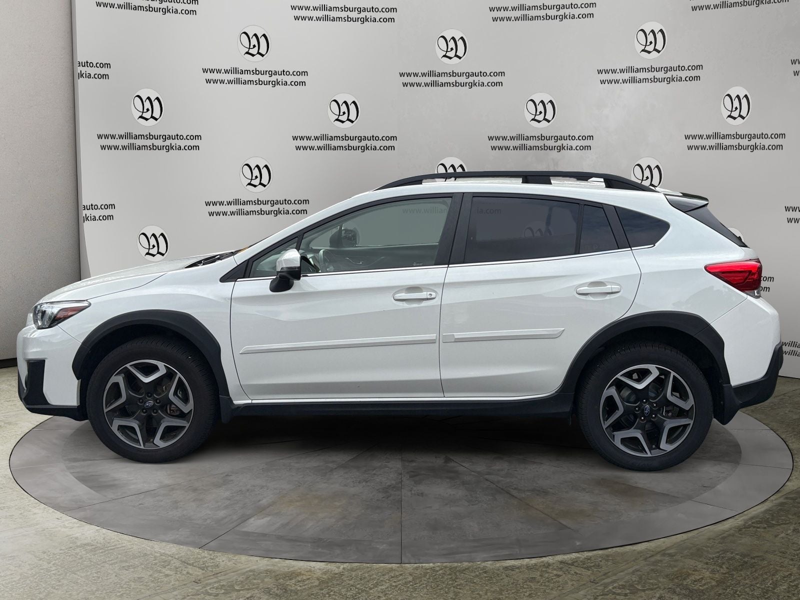 Pre-Owned 2020 Subaru Crosstrek Limited - photo - 1