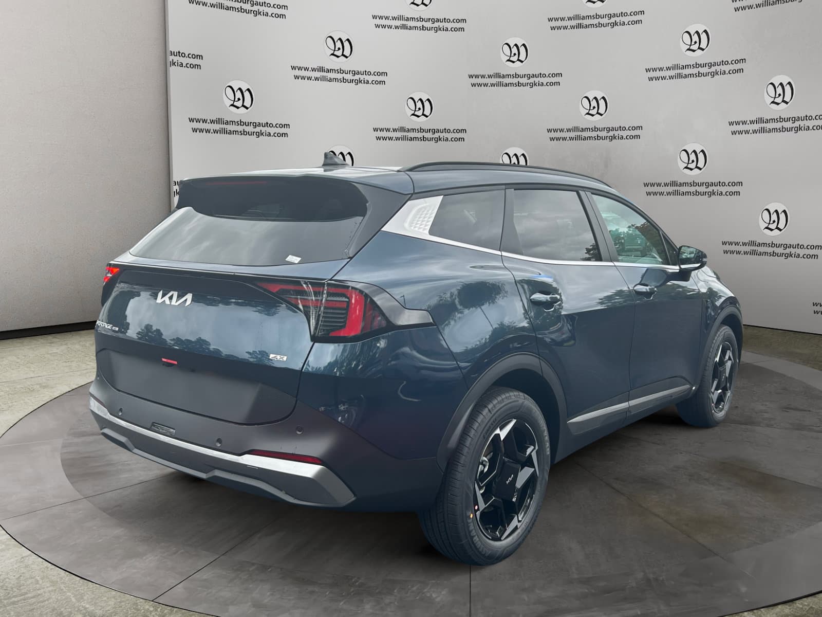 New 2027 Kia Sportage Hybrid EX - photo - 4