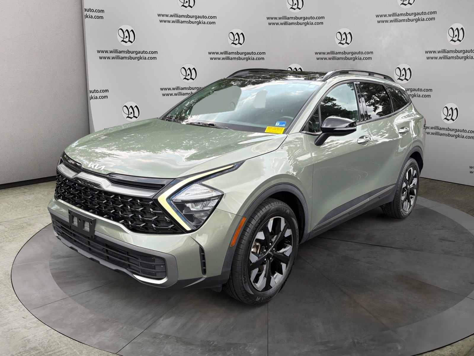 Pre-Owned 2023 Kia Sportage X-Line - photo - 0