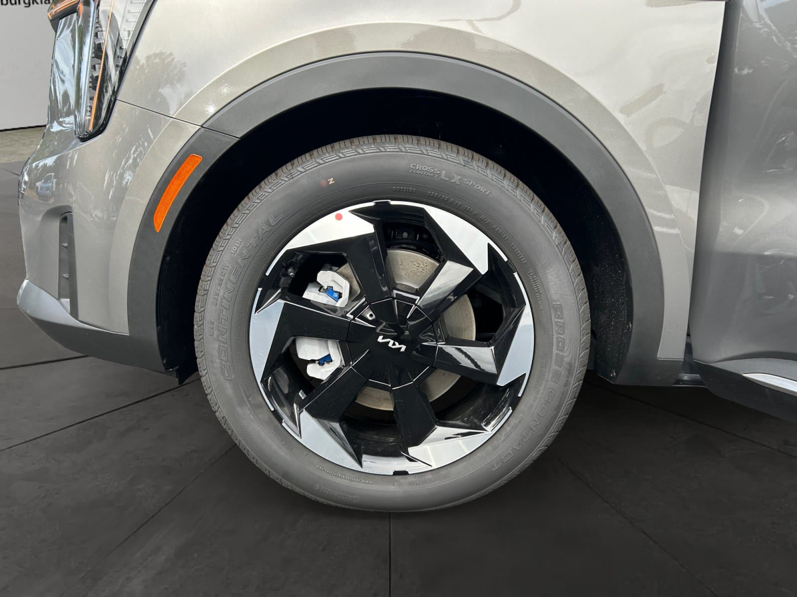 New 2026 Kia Sorento Hybrid EX - photo - 13