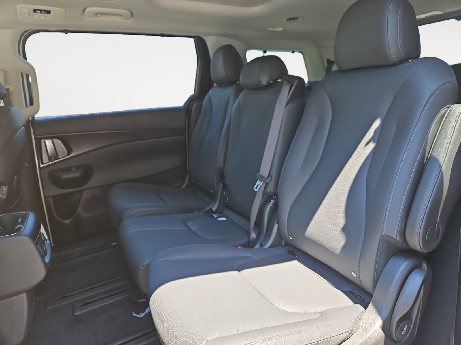 New 2026 Kia Carnival Hybrid SX Prestige - photo - 12