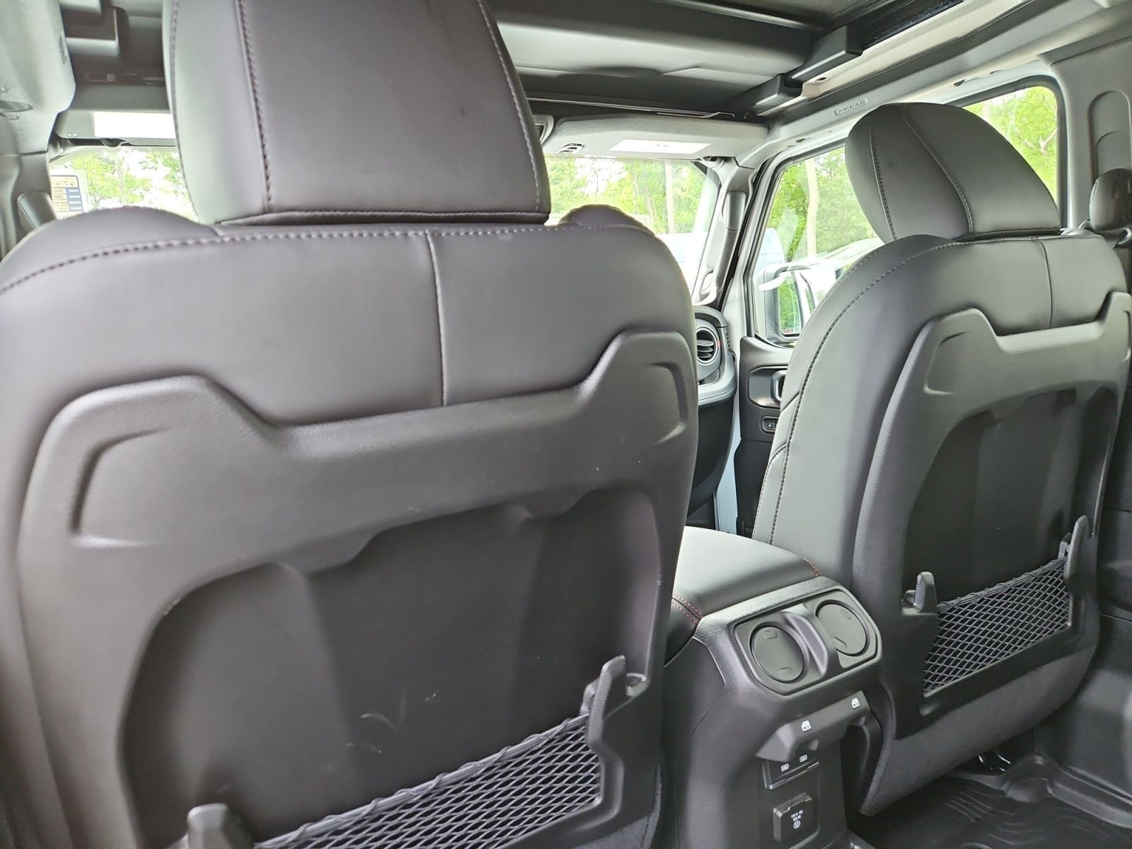New 2026 Jeep Wrangler Rubicon - photo - 19