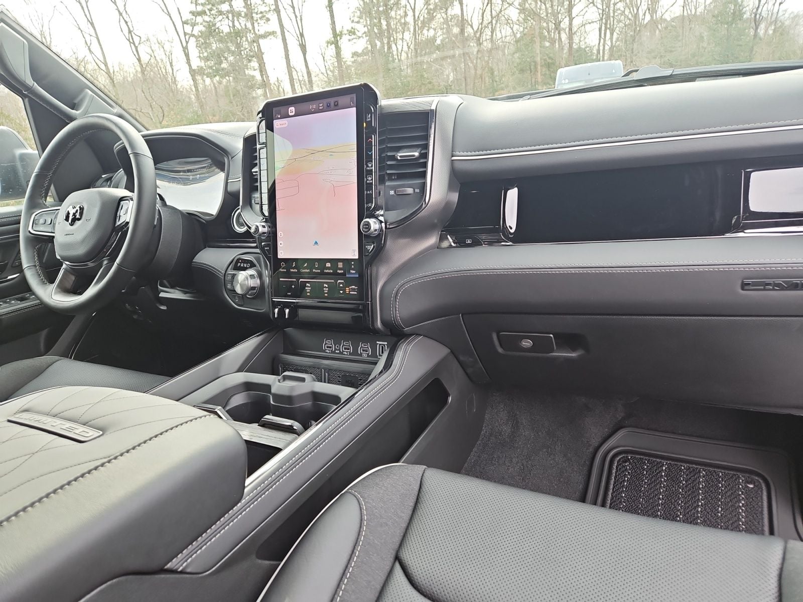 New 2026 Ram 1500 Limited - photo - 15