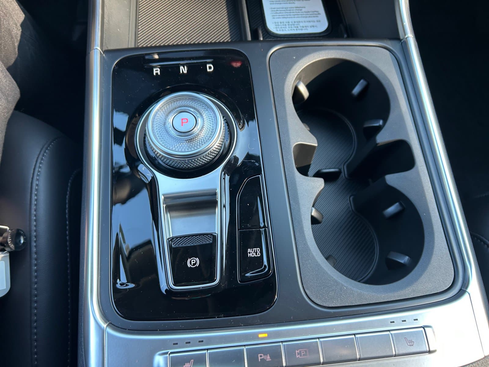 New 2027 Kia Carnival Hybrid EX - photo - 24