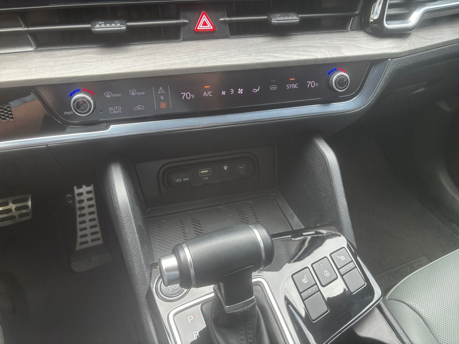 Pre-Owned 2023 Kia Sportage X-Pro - photo - 26