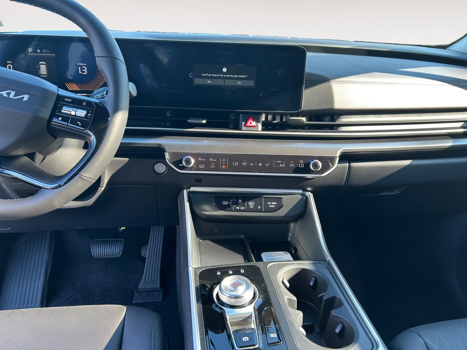 New 2027 Kia Carnival Hybrid EX - photo - 10