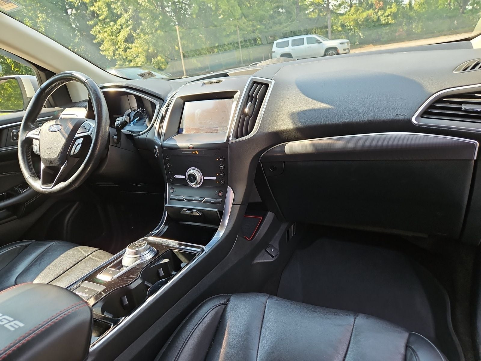 Pre-Owned 2020 Ford Edge Titanium - photo - 15