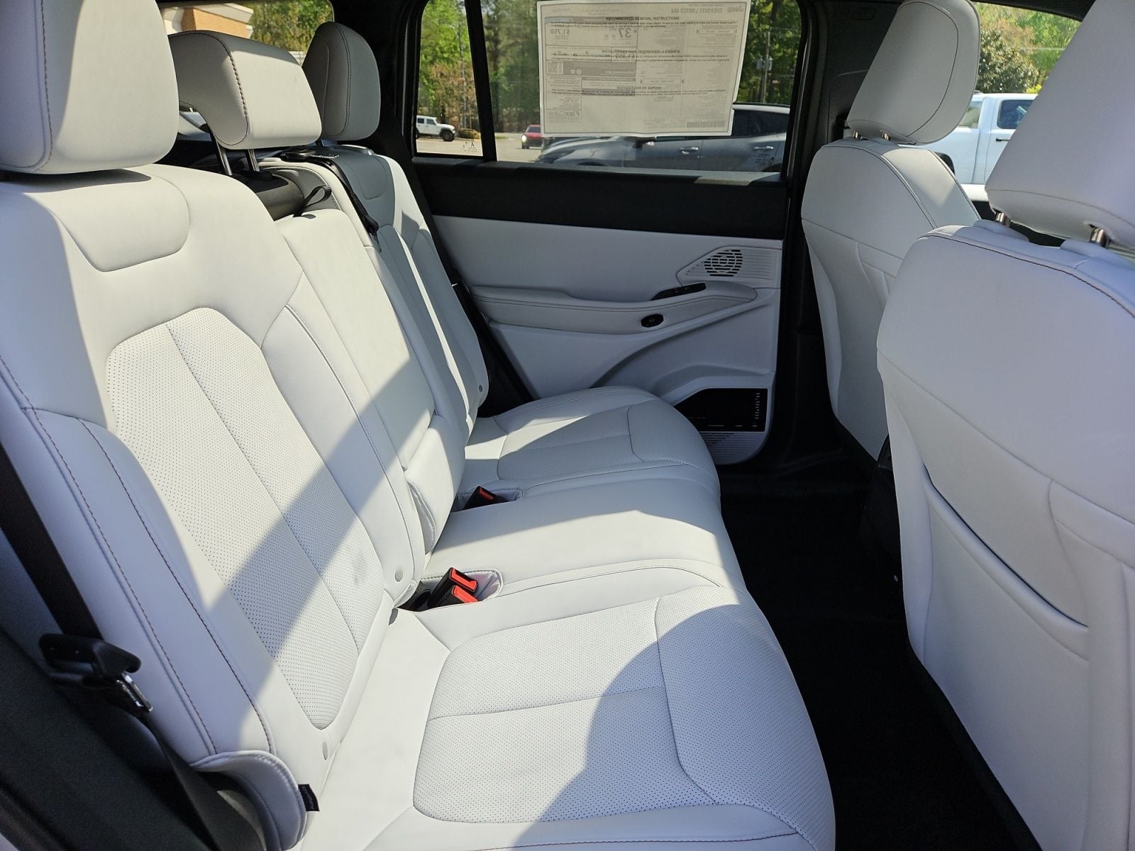 New 2026 Jeep Cherokee Limited - photo - 16