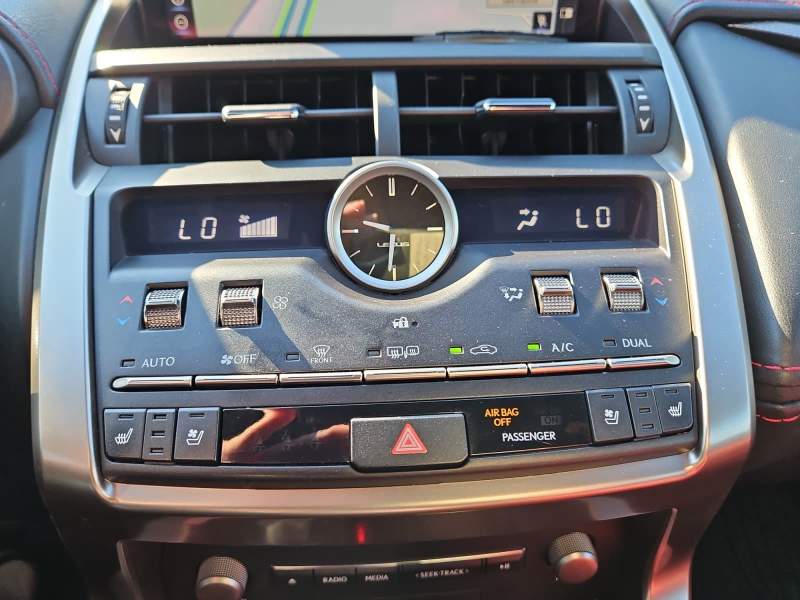 Pre-Owned 2018 Lexus NX 300 F Sport - photo - 27