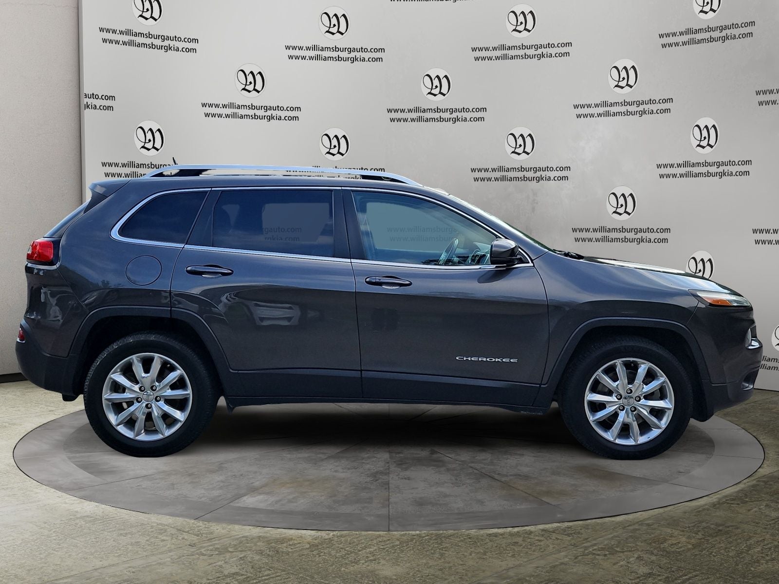 Pre-Owned 2017 Jeep Cherokee Limited - photo - 5