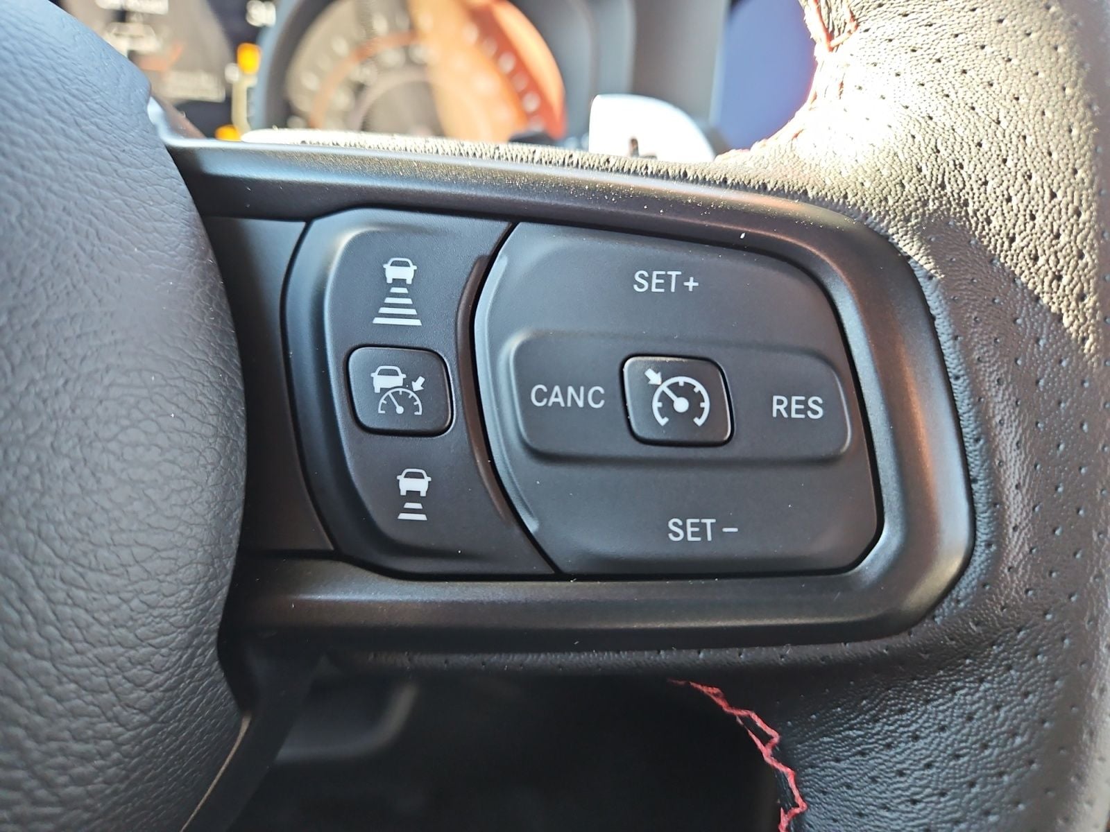 New 2026 Jeep Wrangler Moab 392 - photo - 25