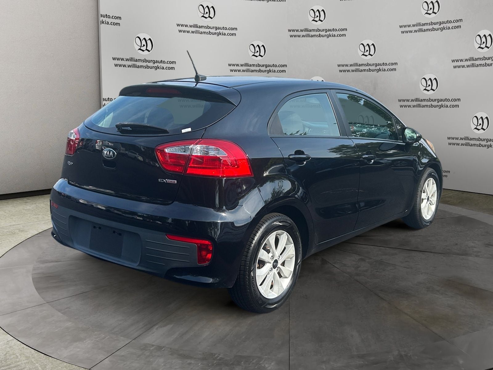 Pre-Owned 2016 Kia Rio EX - photo - 4